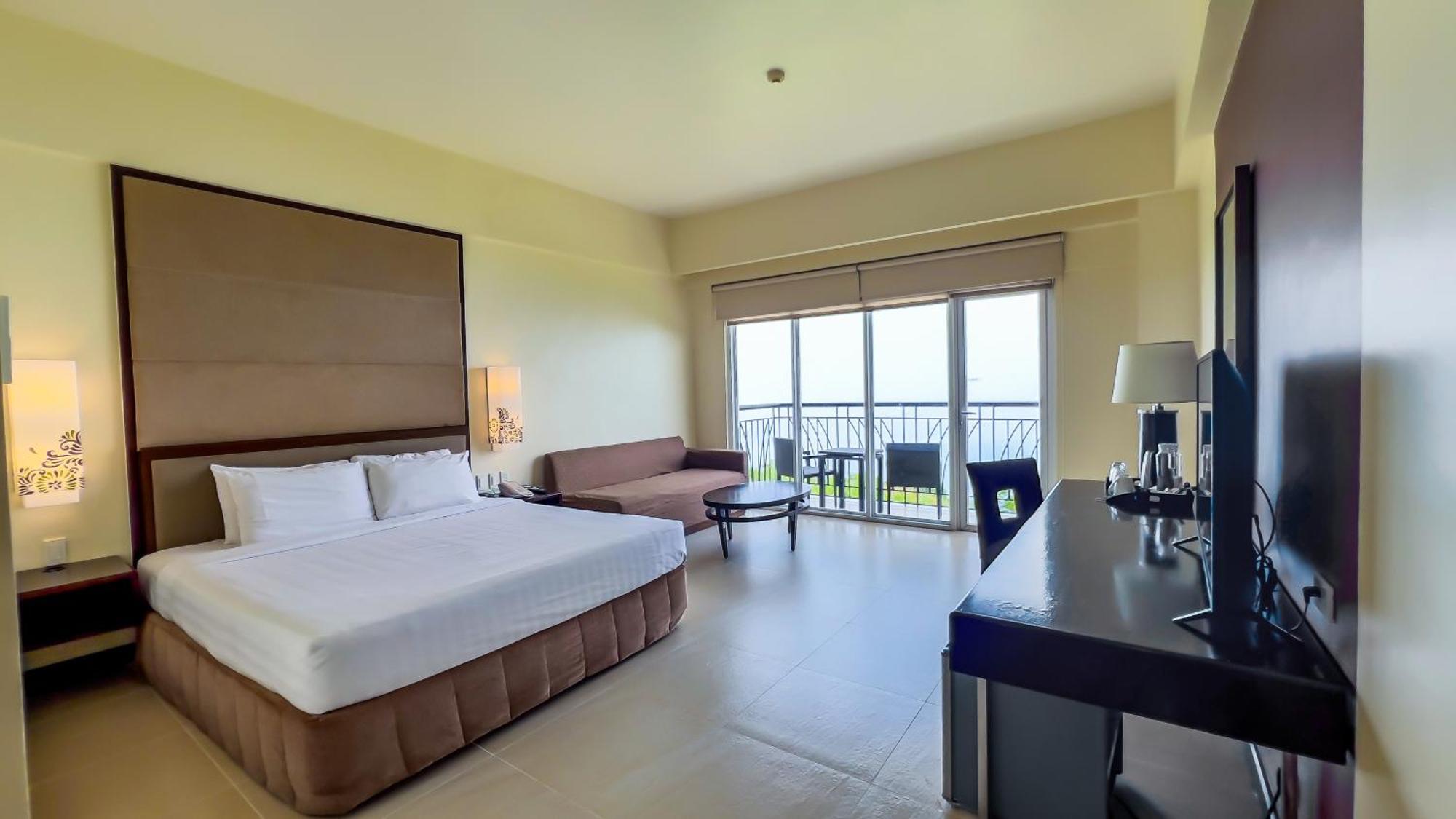 Taal Vista Hotel Tagaytay City Exteriér fotografie Deluxe Room