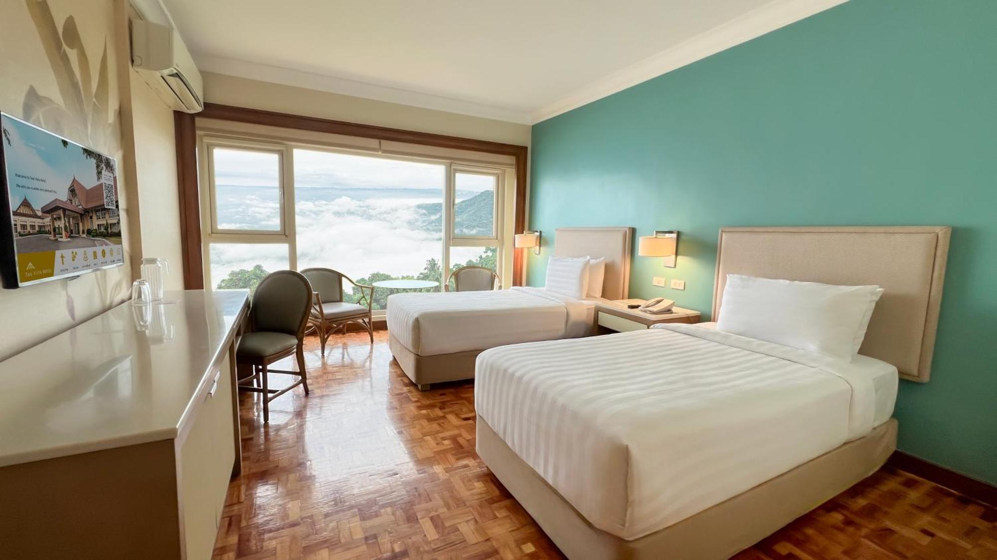 Taal Vista Hotel Tagaytay City Exteriér fotografie Deluxe Room
