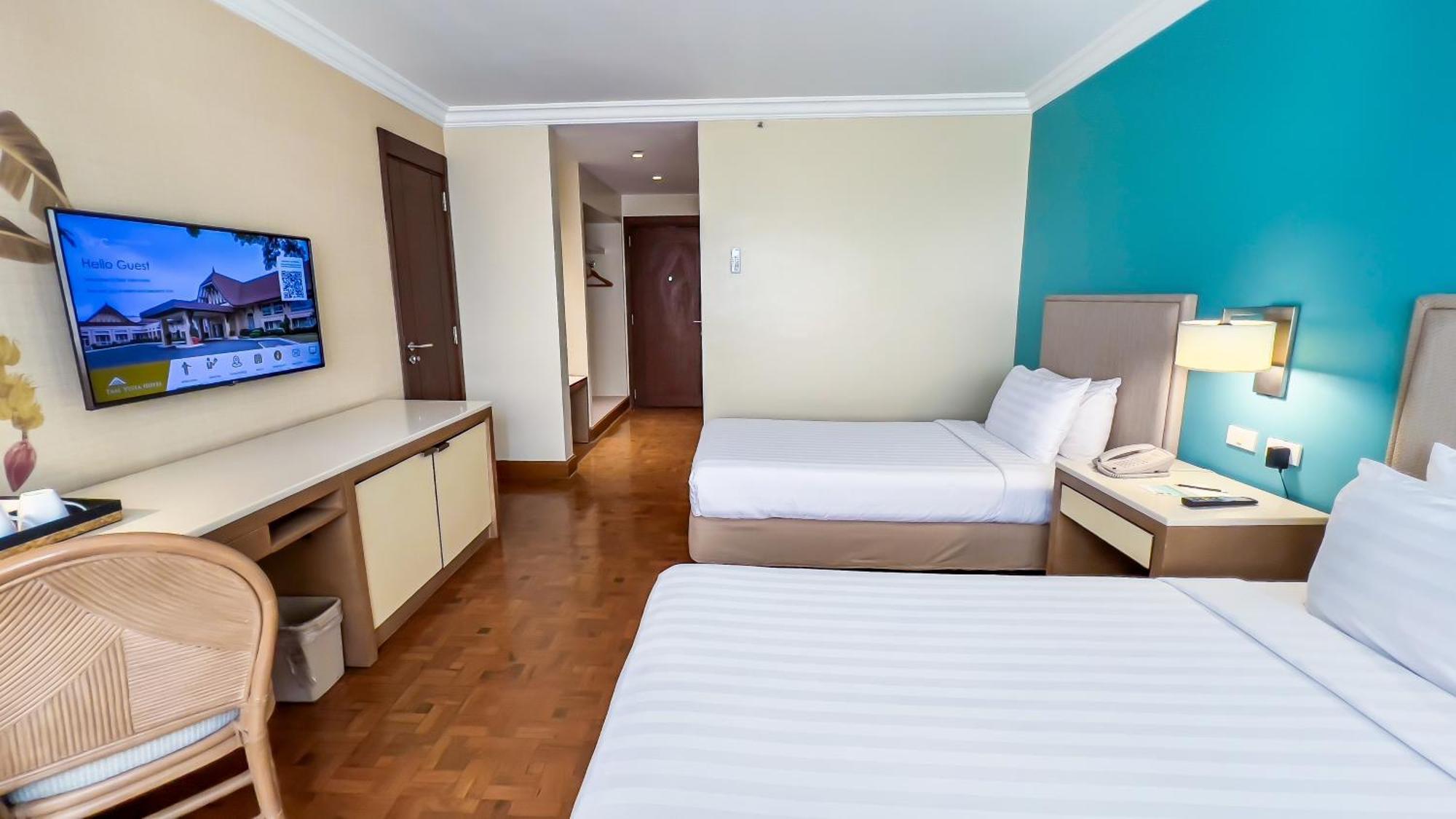 Taal Vista Hotel Tagaytay City Exteriér fotografie Deluxe Room
